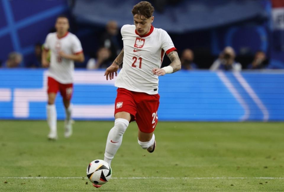 Video: Roma’s Zalewski provides assist for Poland opener against Netherlands