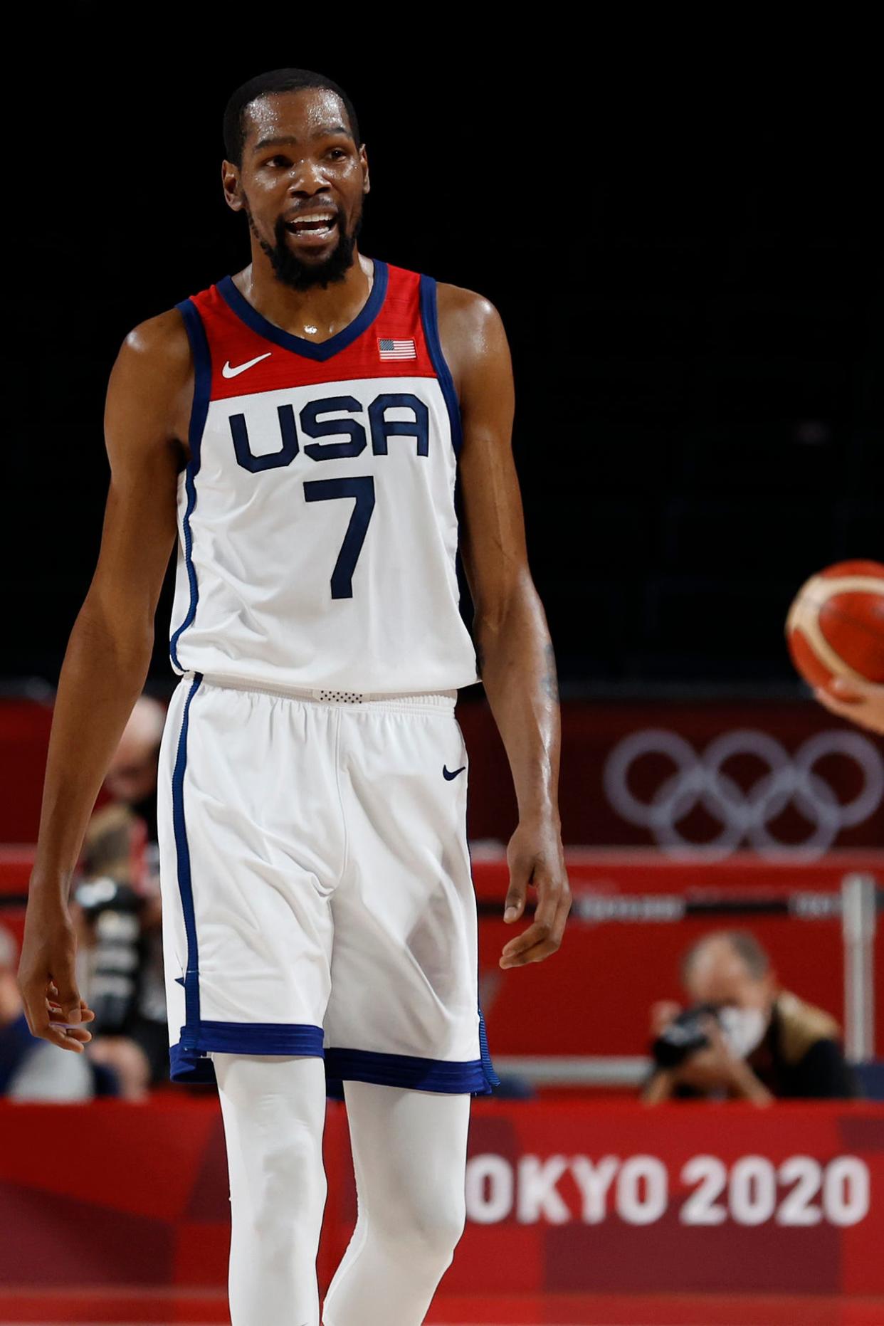 Kevin Durant leads Team USA over Australia on Thursday, scoring 23 points on 10-of-19 shooting.