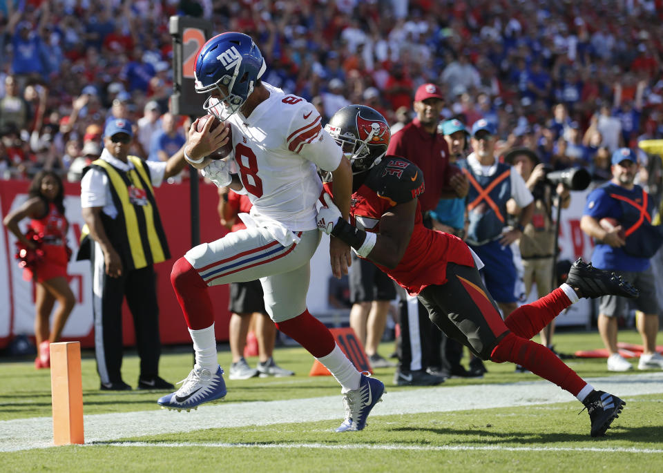 Daniel Jones showed the Bucs that his mobility is going to be a problem for opposing defenses. (Getty)