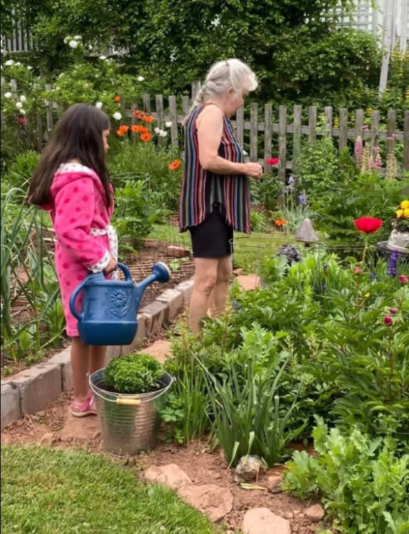 【自己種花】9歲女孩開花店　籌款助病童醫病