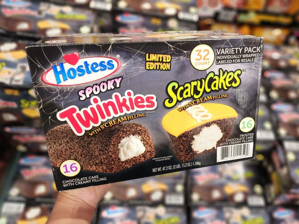 Hostess Twinkies and Scarycakes