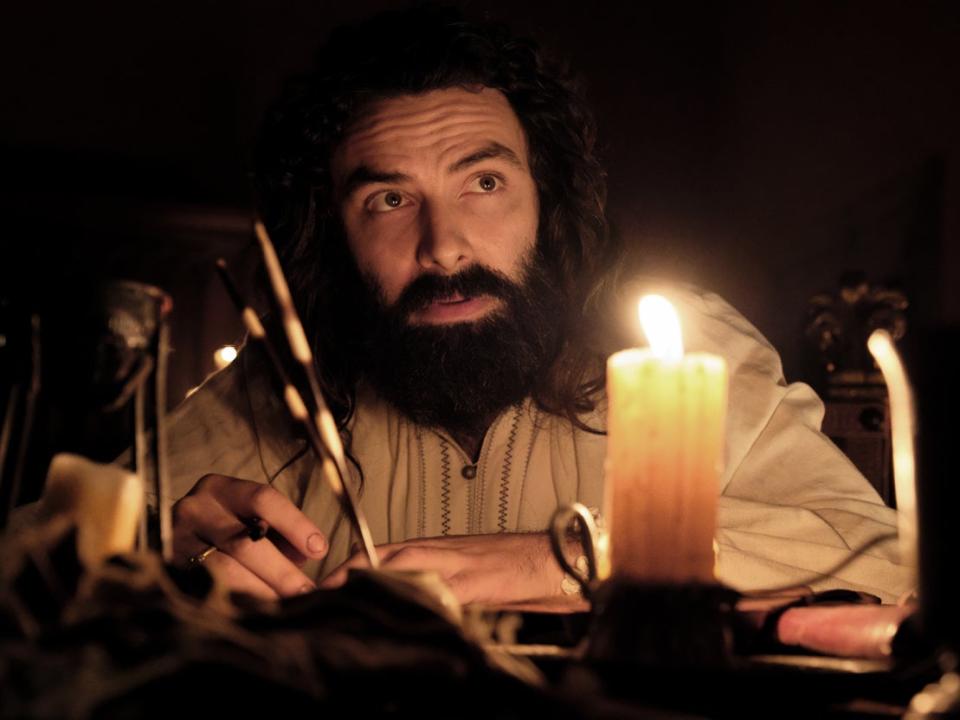 Aiden Turner as Da Vinci in Leonardo (Amazon Prime Studios)