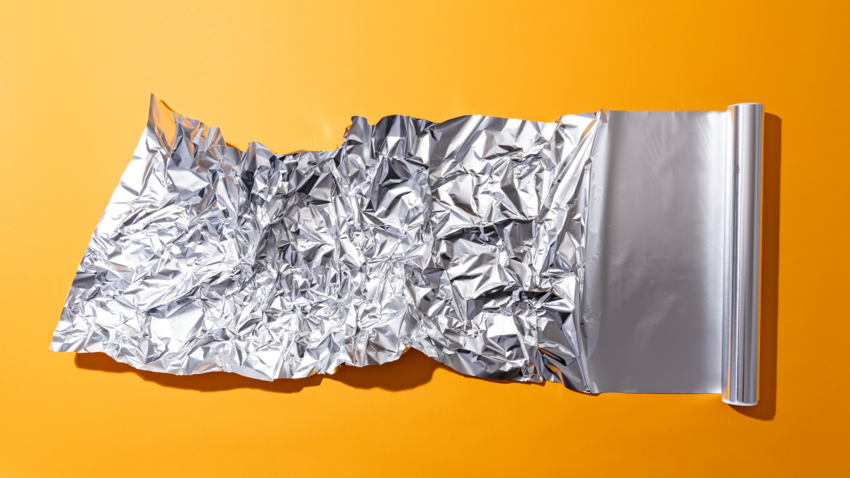 Scientists warn you shouldn't be cooking with aluminium foil