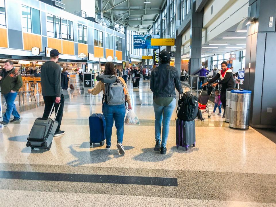 flying during coronavirus austin bergstrom airport five feet apart