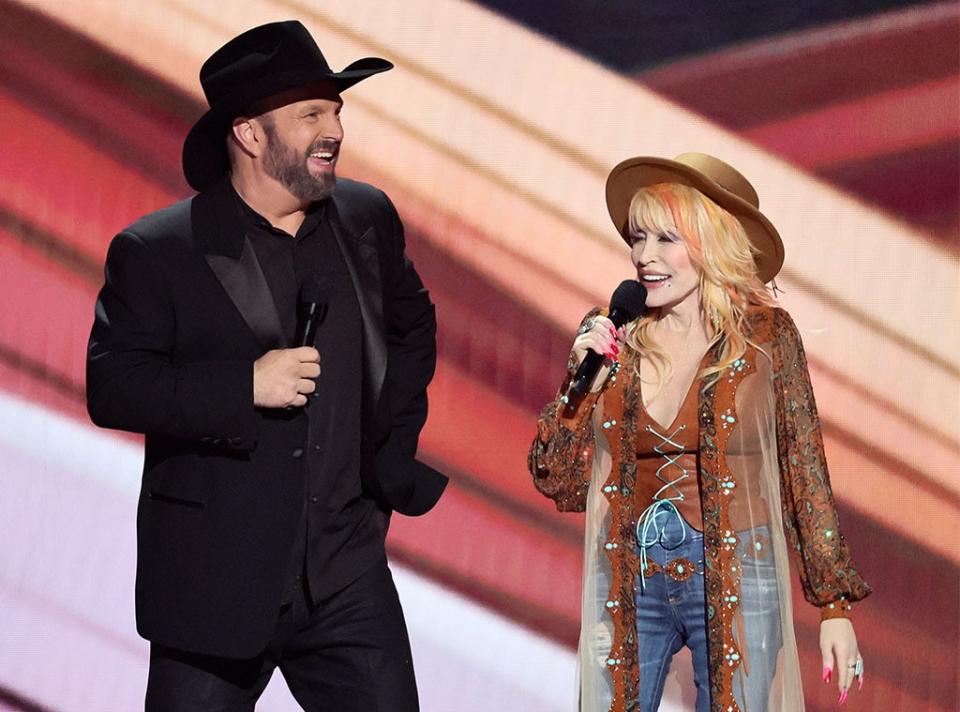 Garth Brooks, Dolly Parton