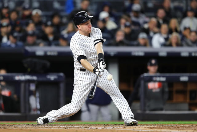 New York Yankees: Why is Todd Frazier still a free agent?