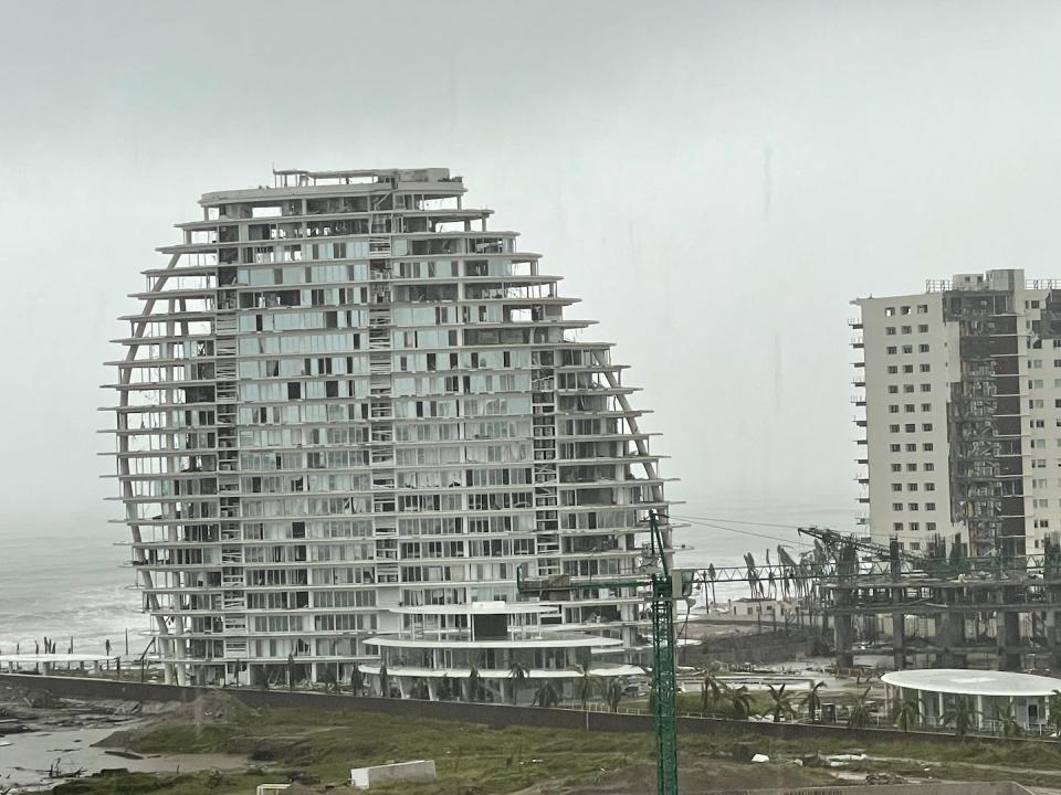 The same Acapulco condo tower after Hurricane Otis. Hamid Arabzadeh, PhD., P.Eng.