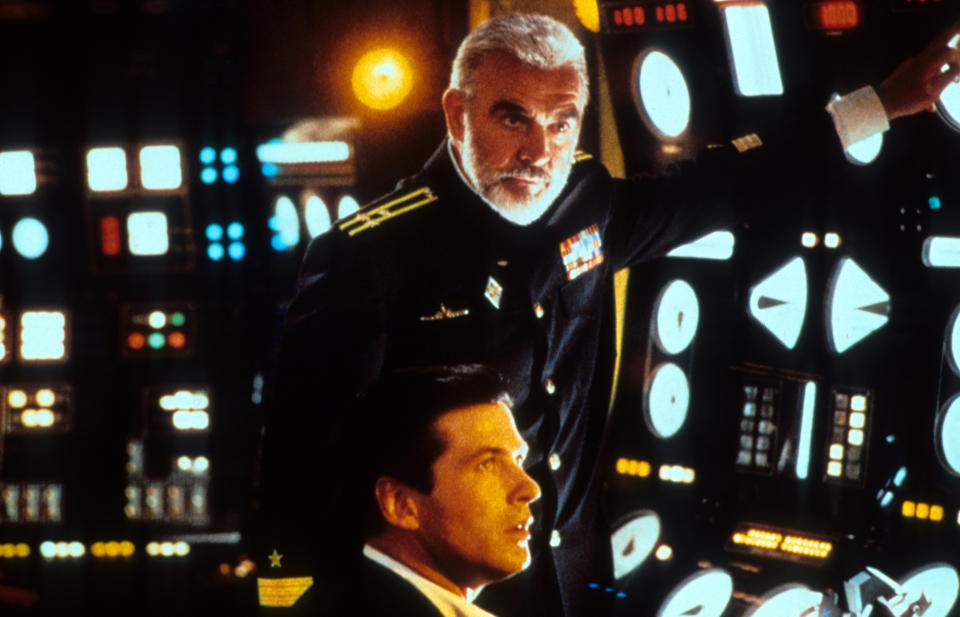 Alec Baldwin and Sean Connery in a scene from the film 'The Hunt For Red October', 1990. (Photo by Paramount/Getty Images)