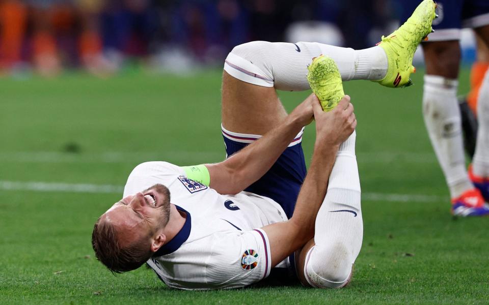 England's forward #09 Harry Kane reacts after he is fouled leading to a successful penalty kick for England during the UEFA Euro 2024 semi-final football match between the Netherlands and England at the BVB Stadion in Dortmund on July 10, 2024
