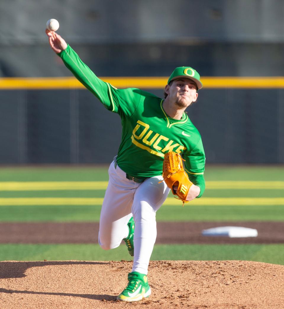 Oregon’s RJ Gordon pitches during the first inning of the Duck’s baseball home opener against the Lafayette Leopards at PK Park in Eugene.