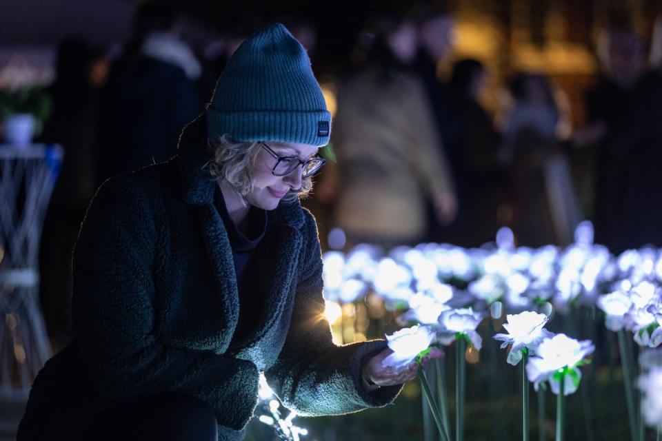 Visitors are able to dedicate one of the 27,000 roses on show to a loved one that is no longer with them. (ModusBPCM)