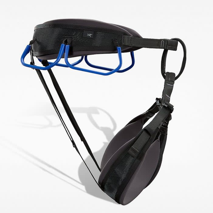 The Arc'teryx Konseal harness shown from right-side view.