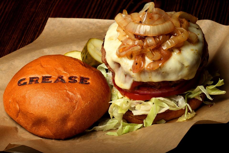 Grease Burger Bar in downtown West Palm Beach is a Florida State University bar and shows the 'Noles whenever they are playing. They also offer drink specials during NFL games on Sundays.