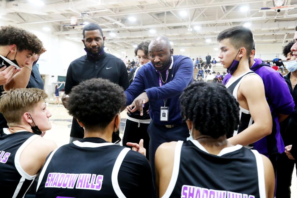 Shadow Hills coach Cory Cornelius talks to the players during a timeout in La Quinta, Calif., on December 7, 2021. 