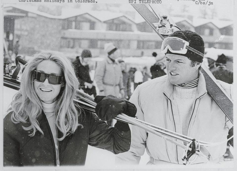 1969: Ted Kennedy skis with his wife