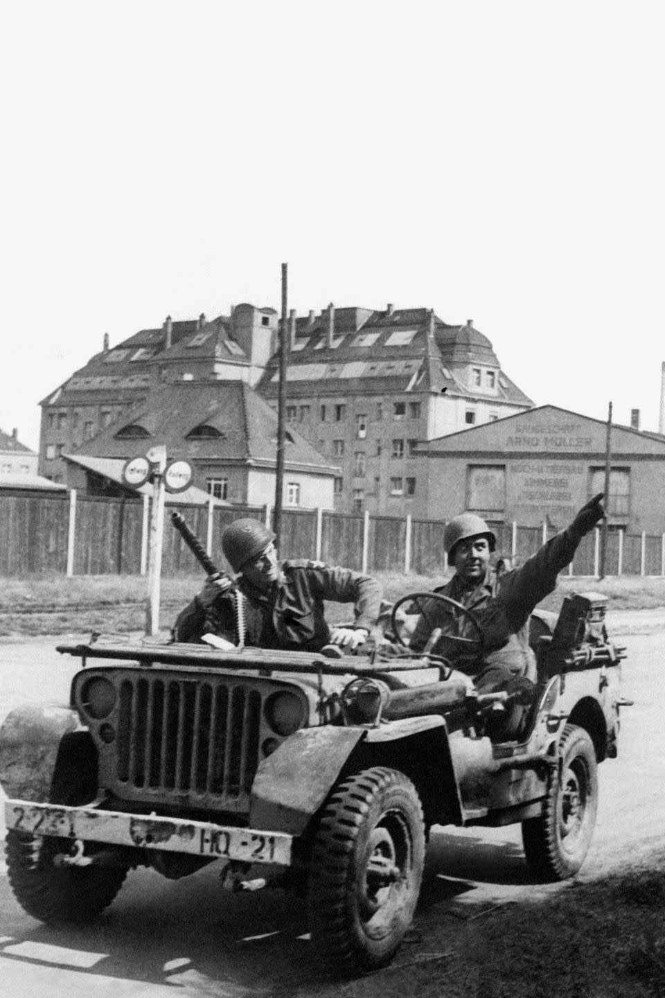 1943-1945: Willys MB/CJ-2A