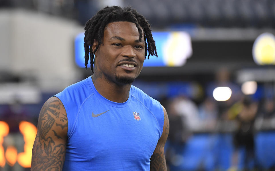 INGLEWOOD, CALIFORNIA - NOVEMBER 21: Derwin James #33 of the Los Angeles Chargers warms up before the game against the Pittsburgh Steelers at SoFi Stadium on November 21, 2021 in Inglewood, California. (Photo by Kevork Djansezian/Getty Images)