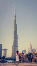 <p>El edificio más alto del mundo es el Burj Khalifa de Dubái, que mide 828 metros y 163 plantas. Diseñado por el arquitecto Adrian Smith, se construyó entre 2004 y 2010 y costó 1.140 millones de euros. (Foto: Getty Images).</p> 