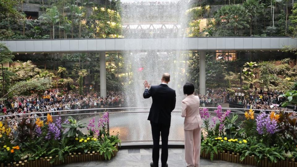 the prince of wales visits singapore for the earthshot prize awards day 1