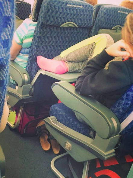 <p>Die nervigsten Dinge, die Flugpassagiere machen<br> Instagram: @passengershaming </p>