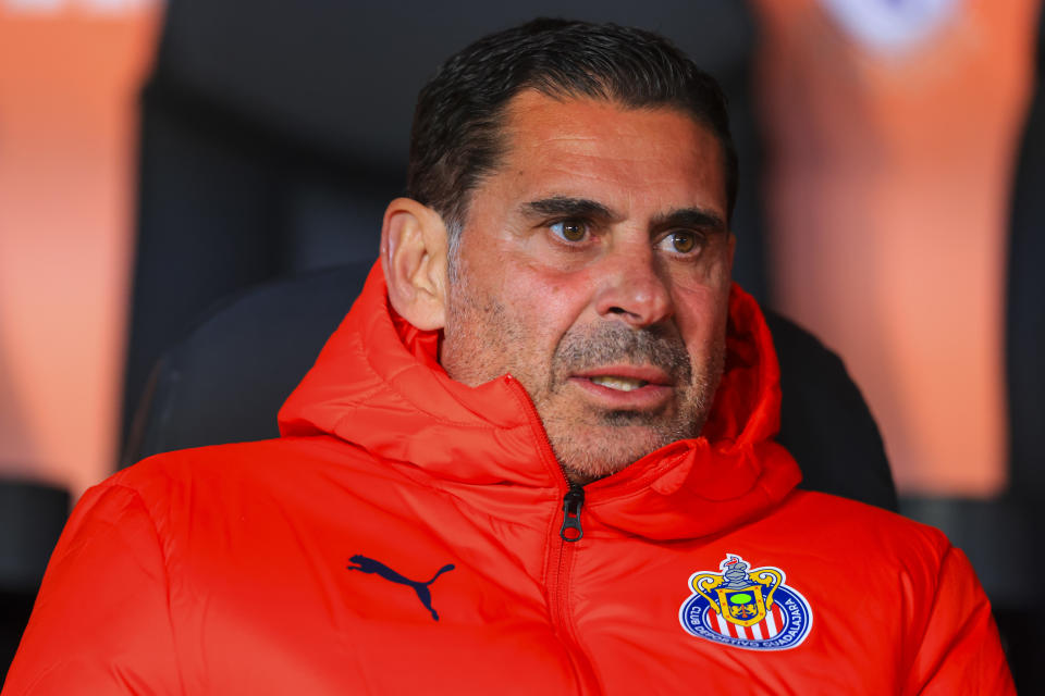 Chivas se encuentra bajo la presidencia deportiva de Fernando Hierro (Foto de: Agustin Cuevas/Getty Images)