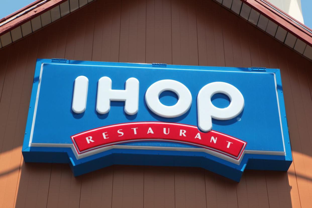 An image of an IHOP sign.