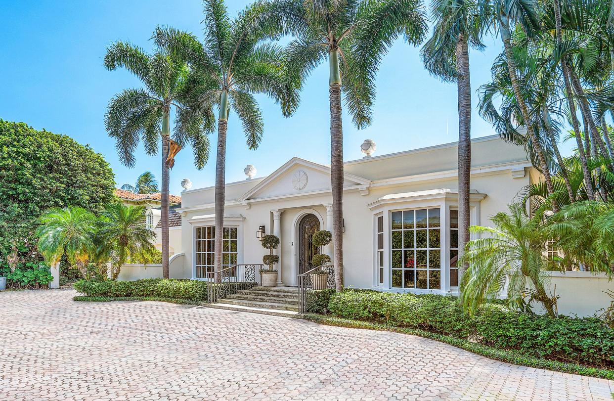 A renovated Palm Beach Regency-style house at 168 Kings Road near The Mar-a-Lago Club has sold for a recorded $14 million.