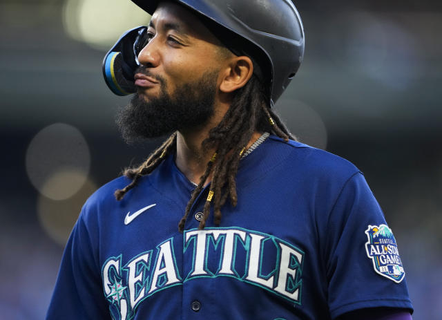 Mariners place SS J.P. Crawford on concussion injured list following  collision