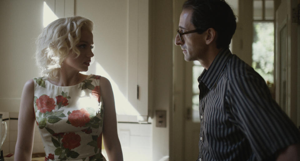 Blonde.Â L to R: Ana de Armas as Marilyn Monroe & Adrien Brody as The Playwright.  Kr. Netflix © 2022
