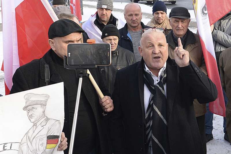 2019年1月27日，國際大屠殺紀念日，奧斯威辛集中營解放74周年紀念日，波蘭極右派分子抗議（AP）