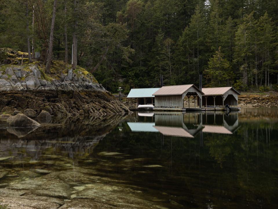 The docks on the island.