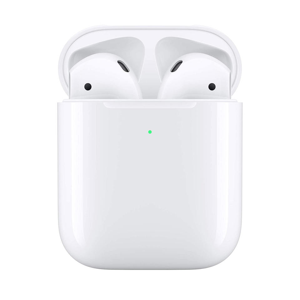 Apple AirPods with Wireless Charging Case