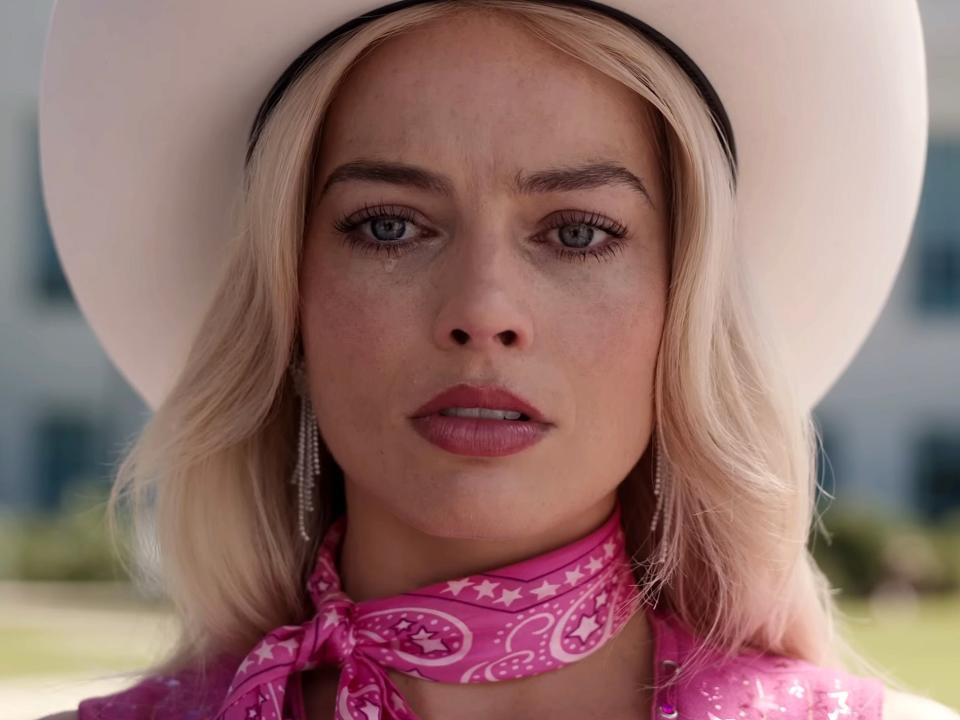 barbie movie trailer margot robbie crying