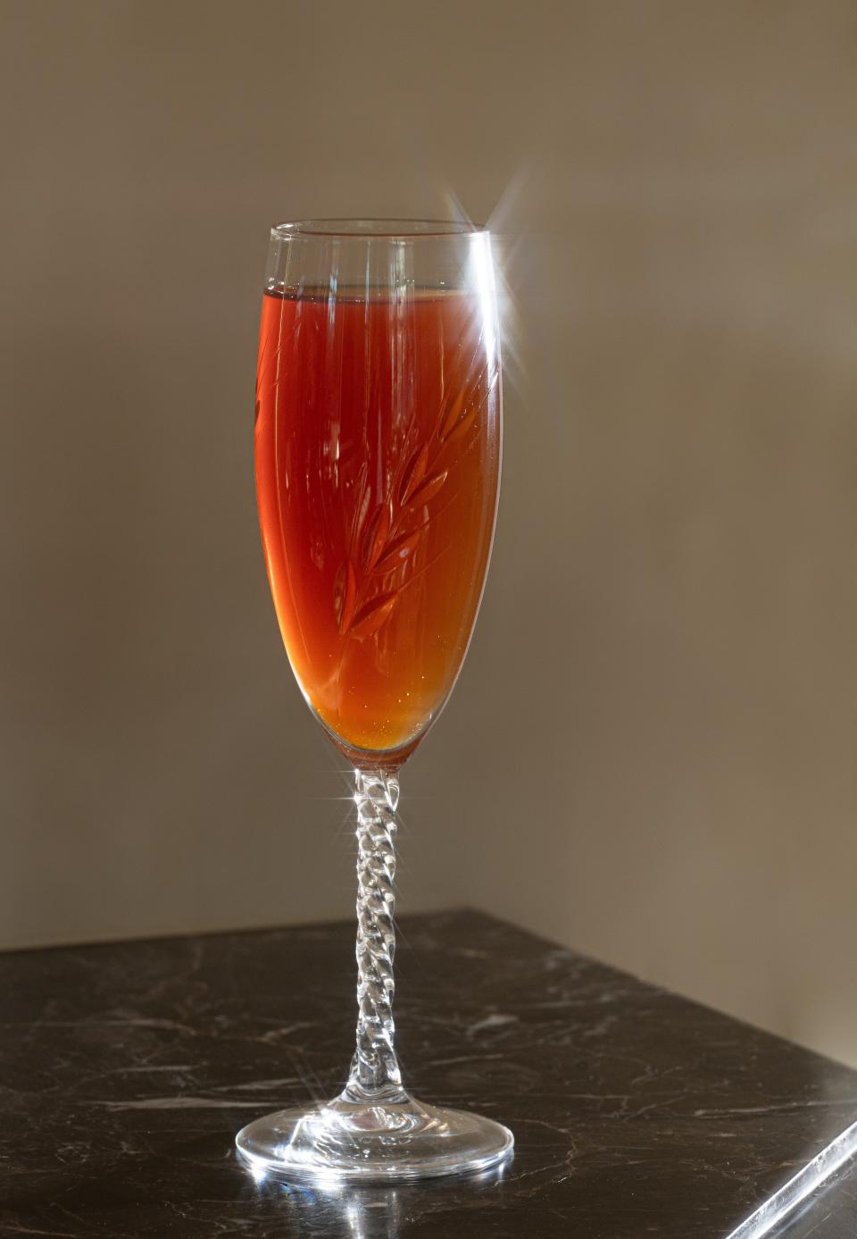 A Spressatura Royale and other effervescent cocktails offer a bubbly start to the new year.