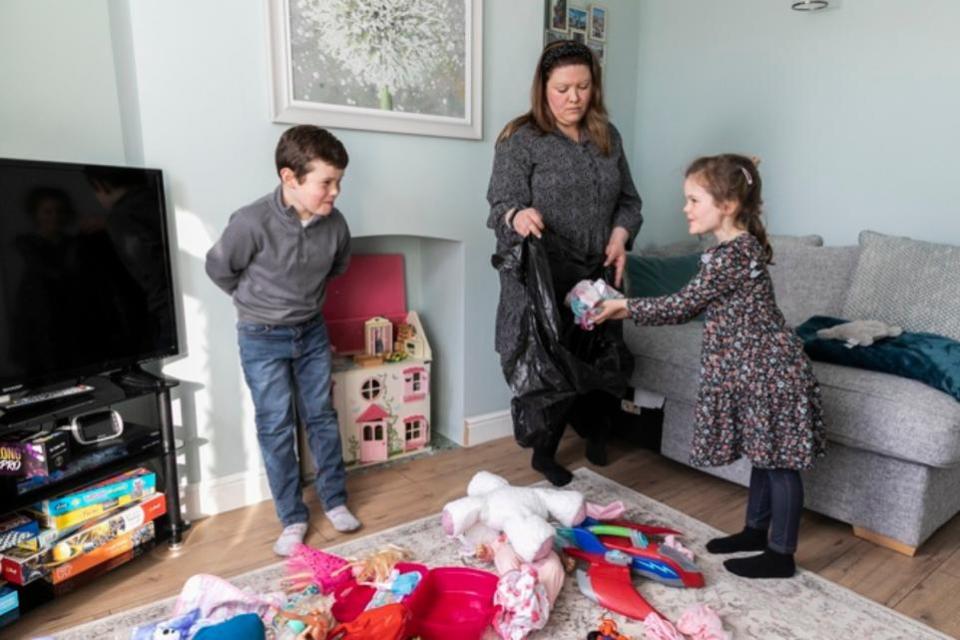 The Argus: Elena's children must tidy up before starting another activity