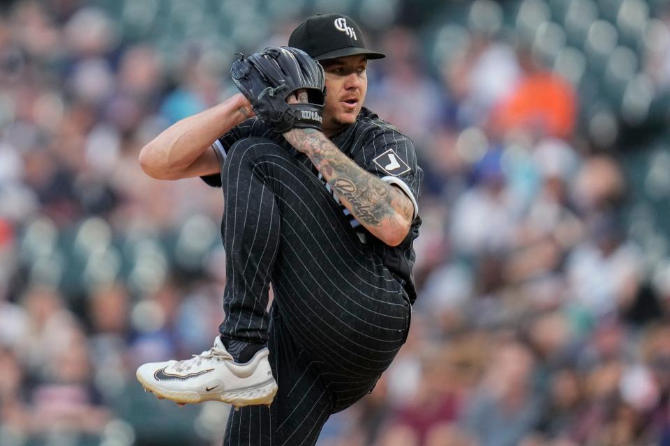 Chicago White Sox starting pitcher Mike Clevinger winds up during the first inning against the Detroit Tigers at Guaranteed Rate Field in Chicago on Friday, June 2, 2023.