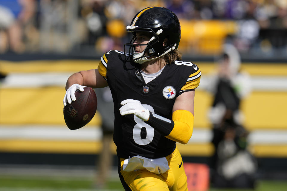 Pittsburgh Steelers quarterback Kenny Pickett (8) in the second half of an NFL football game against the Baltimore Ravens, in Pittsburgh, Sunday, Oct. 8, 2023. (AP Photo/Gene J. Puskar)