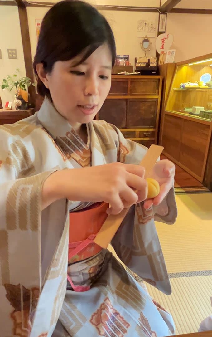 京町山本屋手把手「和菓子」教學。（圖／品牌業者提供）