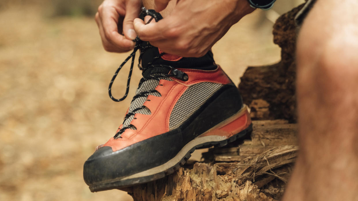  How to tie hiking boots: La Sportivas being tied. 