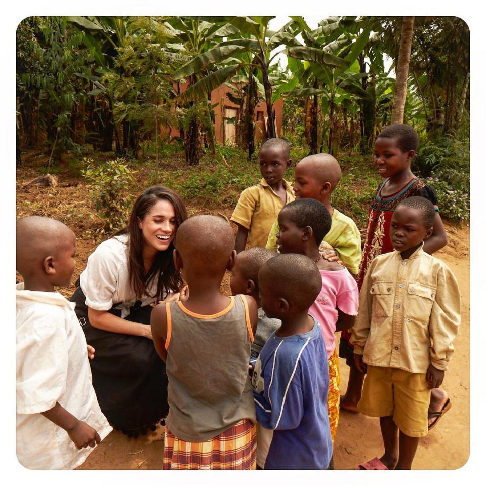 Durante una visita a Rwanda. Instagram @meghanmarkle