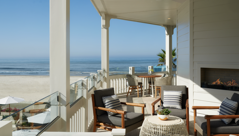 Shore House - Oceanfront Veranda - Hotel del Coronado