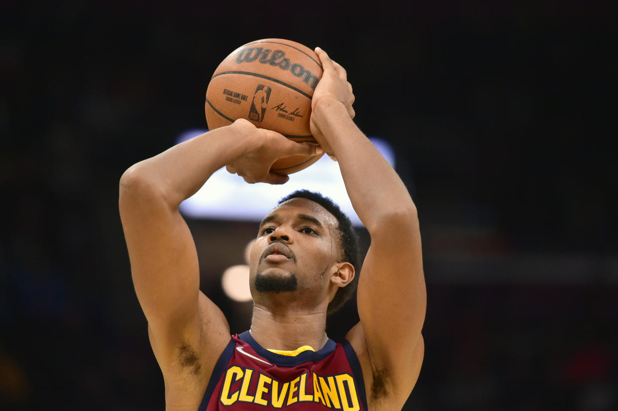 Cavaliers rookie Evan Mobley is expectdd to miss 2-4 weeks with a right elbow sprain. (Jason Miller/Getty Images)