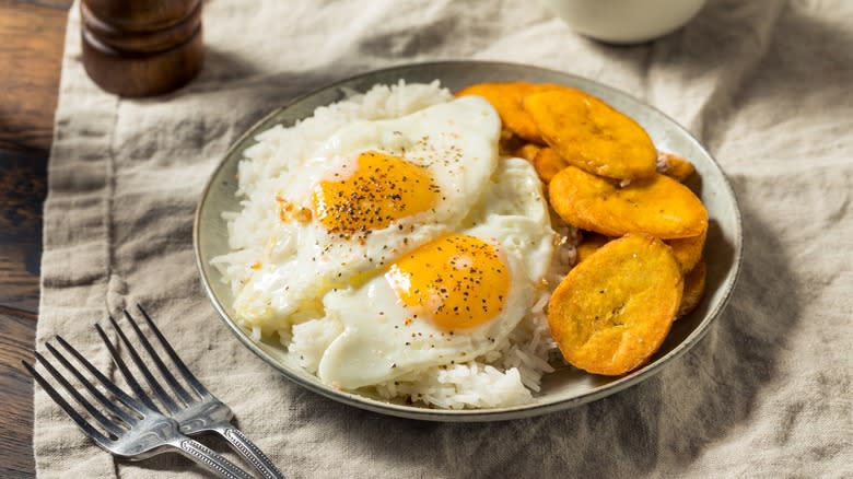 Arroz con huevos