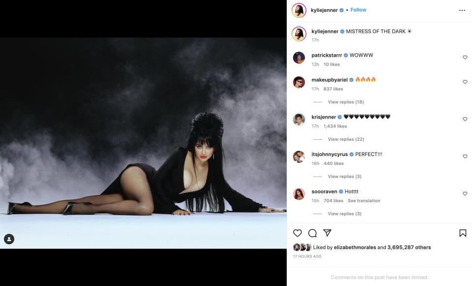 Kylie Jenner dressed as Elvira in 2022.