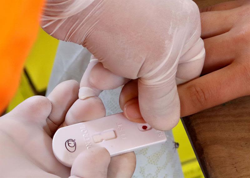 Condenan en Zaragoza a tres años y tres meses de prisión a una enfermera que consultó sin permiso el expediente médico de una antigua amiga y la amenazó con relevar información. (Foto: EFE/Archivo)