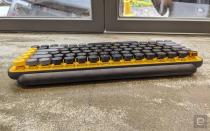 <p>Logitech Pop Keys Mechanical Keyboard</p> 