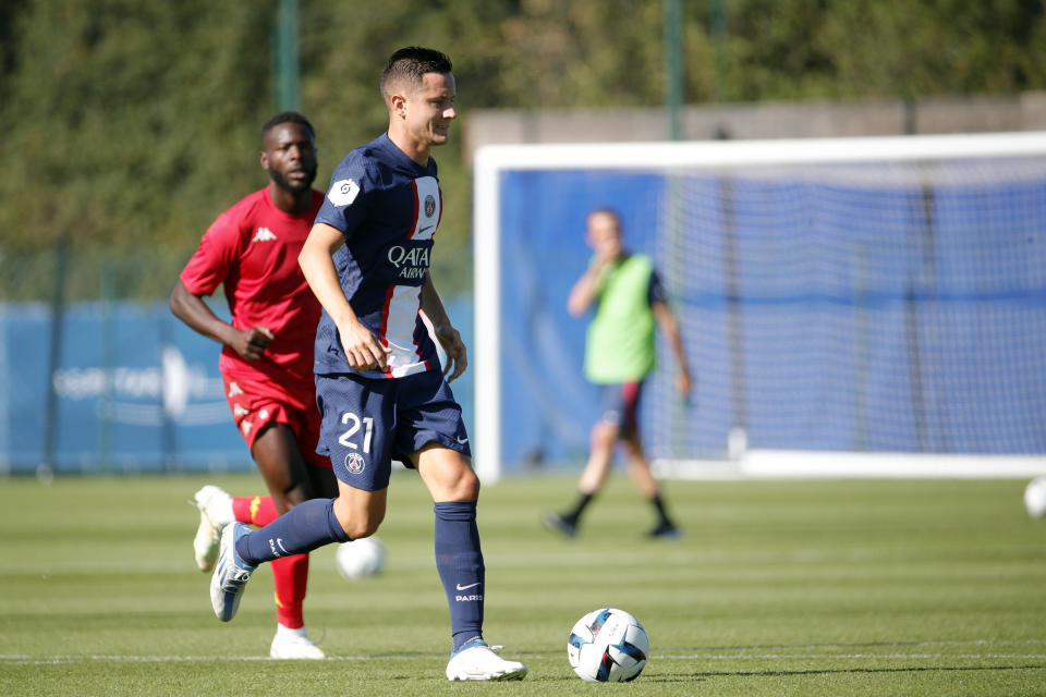 PARIS, FRANCE - JULY 15: Ander Herrera of Paris Saint-Germain runs with the ball during the pre-season friendly match beween Paris Saint-Germain and Quevilly Rouen Metropole at Camp des Loges on July 15, 2022 in Paris, France. (Photo by Paris Saint-Germain Football/PSG via Getty Images)