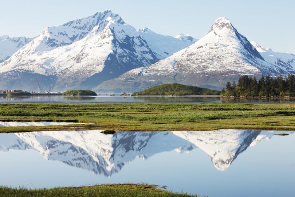 An alternative to the Richardson Highway is the road between Valdez and Anchorage (Getty Images/iStockphoto)