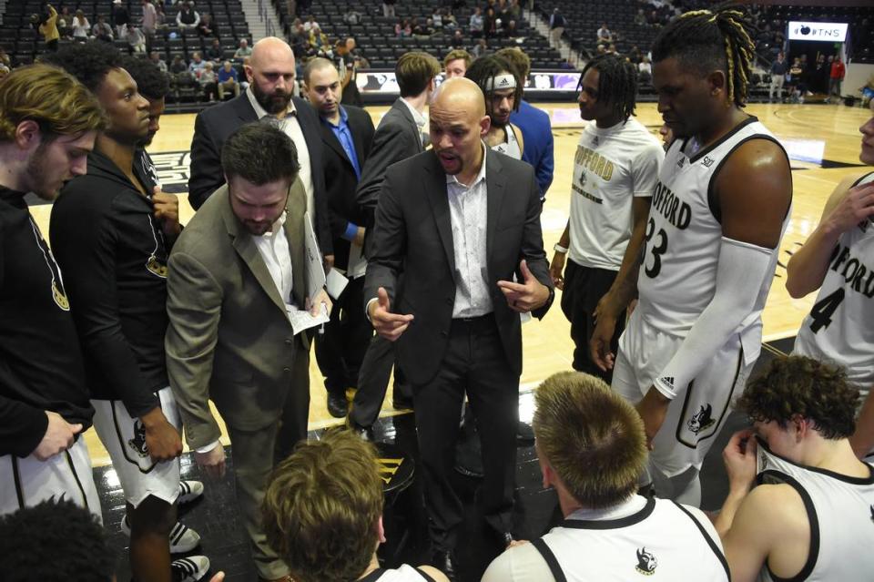 Former Kentucky Wildcats men’s basketball player Dwight Perry has directed Wofford to six wins in its past eight games after the Terriers endued a five-game losing streak in November.