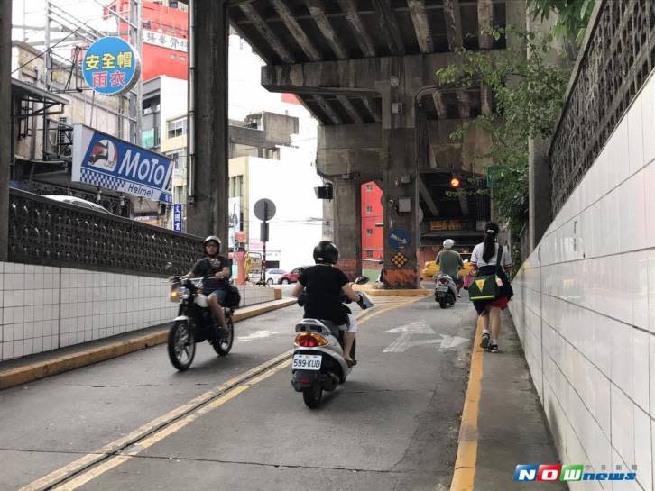 ▲竹市府將啟動東大路機車地下道改造，全面改善陳舊破損設施。（圖/陳志偉攝，106.09.03）